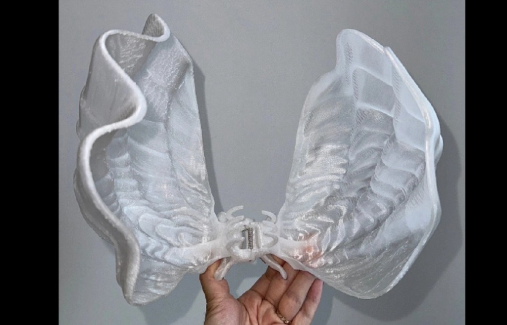 Viral Jedai Rambut Raksasa Berbentuk Cangkang Kerang&nbsp;Mutiara