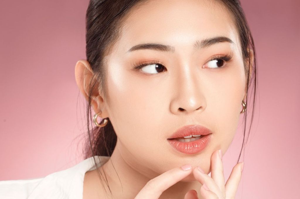 6 Tips Makeup Super Simple untuk Berbagai&nbsp;Acara