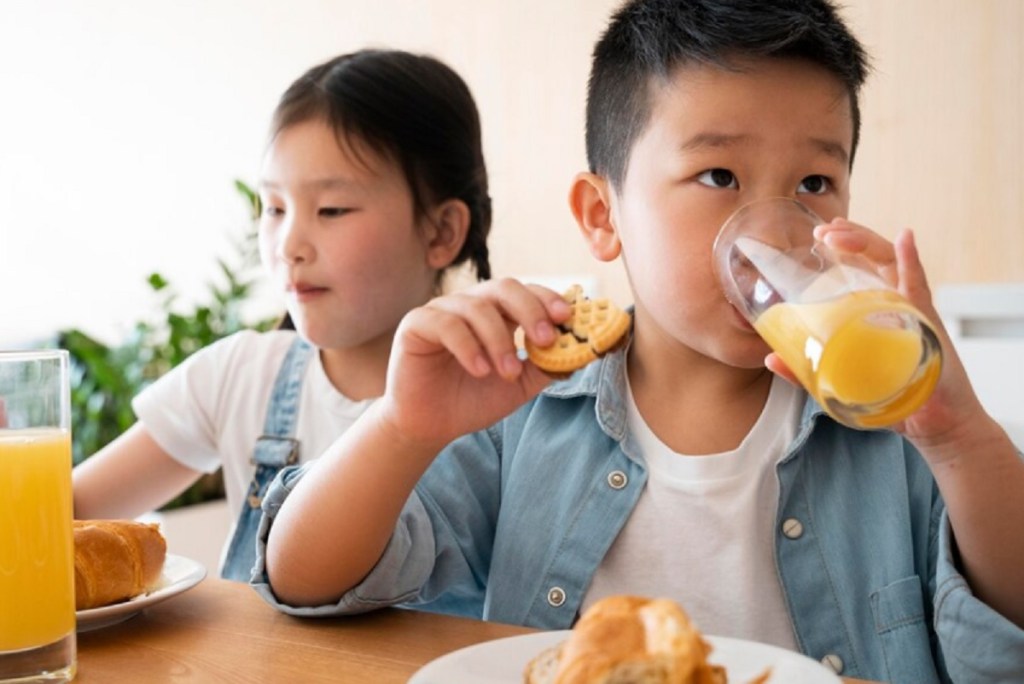 3 Tips Menyiapkan Makanan Sehat dan Tepat untuk Anak dengan&nbsp;Diabetes