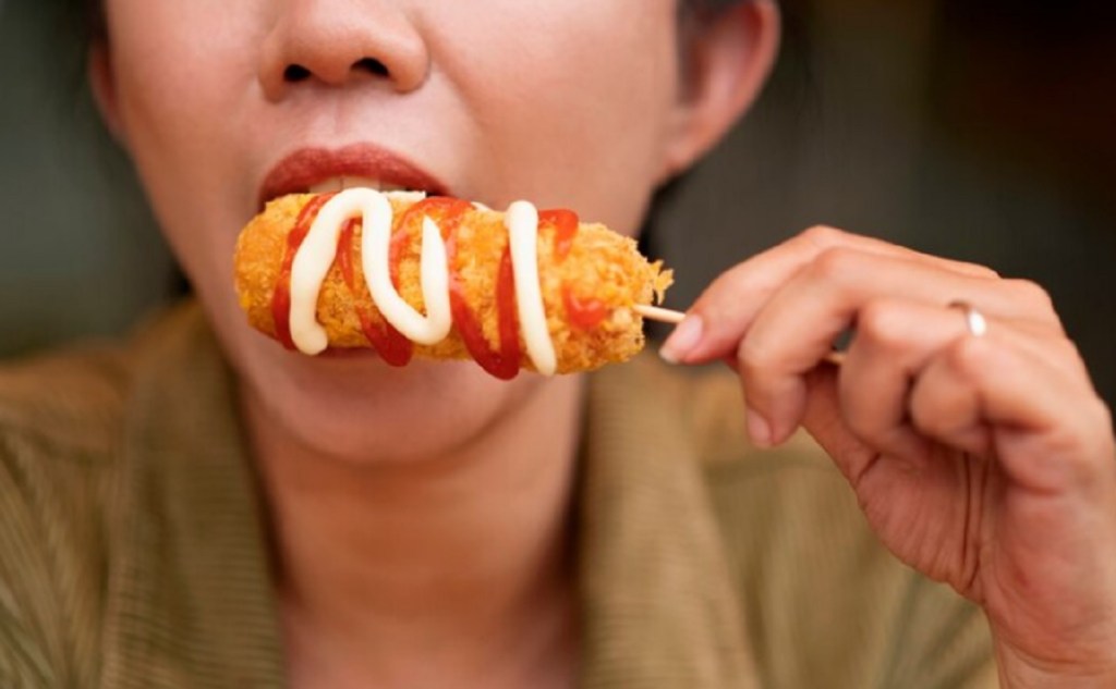 4 Kebiasaan Ngemil yang Bisa Ganggu Keseimbangan Gula&nbsp;Darah