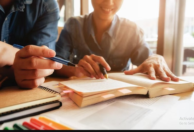 100 Contoh Pantun Hari Selasa yang Bikin Semangat&nbsp;Kerja
