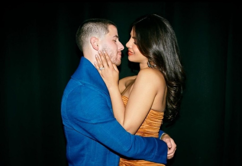 5 Potret Mesra Priyanka Chopra Rayakan Ultah Nick Jonas, Couple Goals&nbsp;Banget